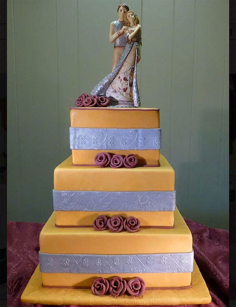 lillian-custom-wedding-cakes2.jpg
